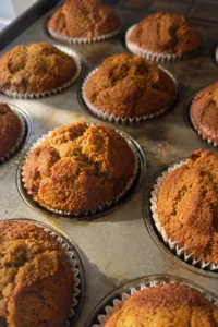 Pumpkin Spice Muffins (Easy)