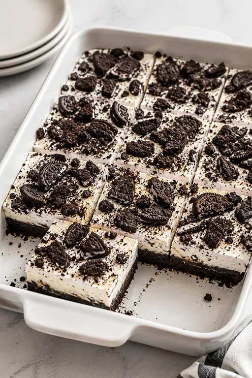 No-Bake Oreo Cheesecake Bars